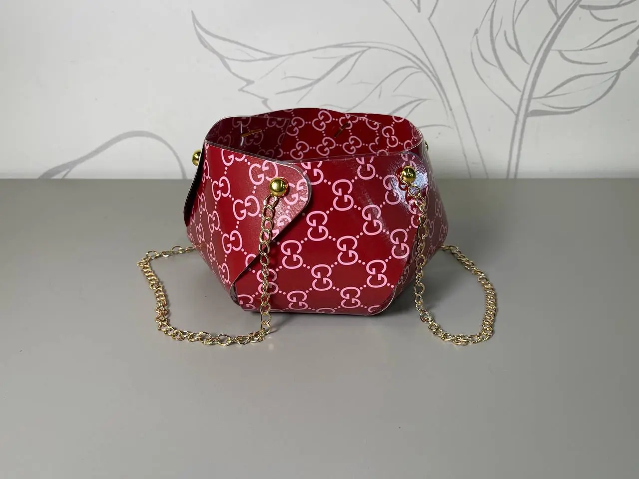 Зображення товару Паперова сумочка з ланцюжком бордова, артикул: 54287