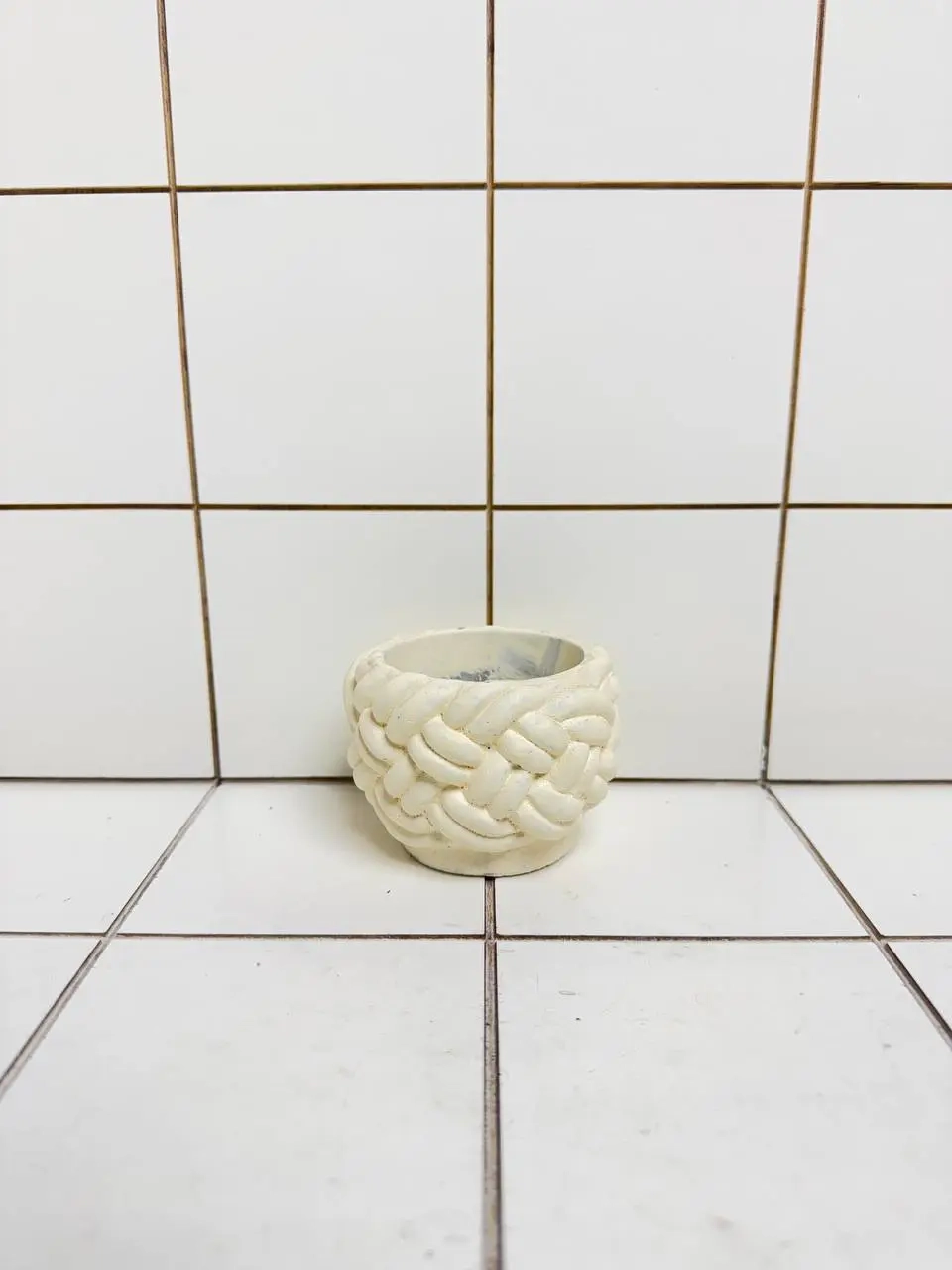 Зображення товару Горщик бетонний 030606110111, артикул: 57732