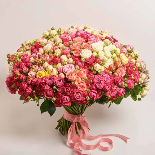 Зображення товару Букет 151 Піоновидна Троянда Спрей Мікс F1101, артикул: 52924